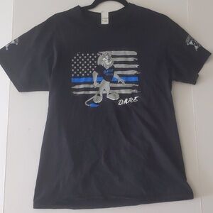 Vintage DARE T Shirt 90’s Lion Graphic Print Tee size medium